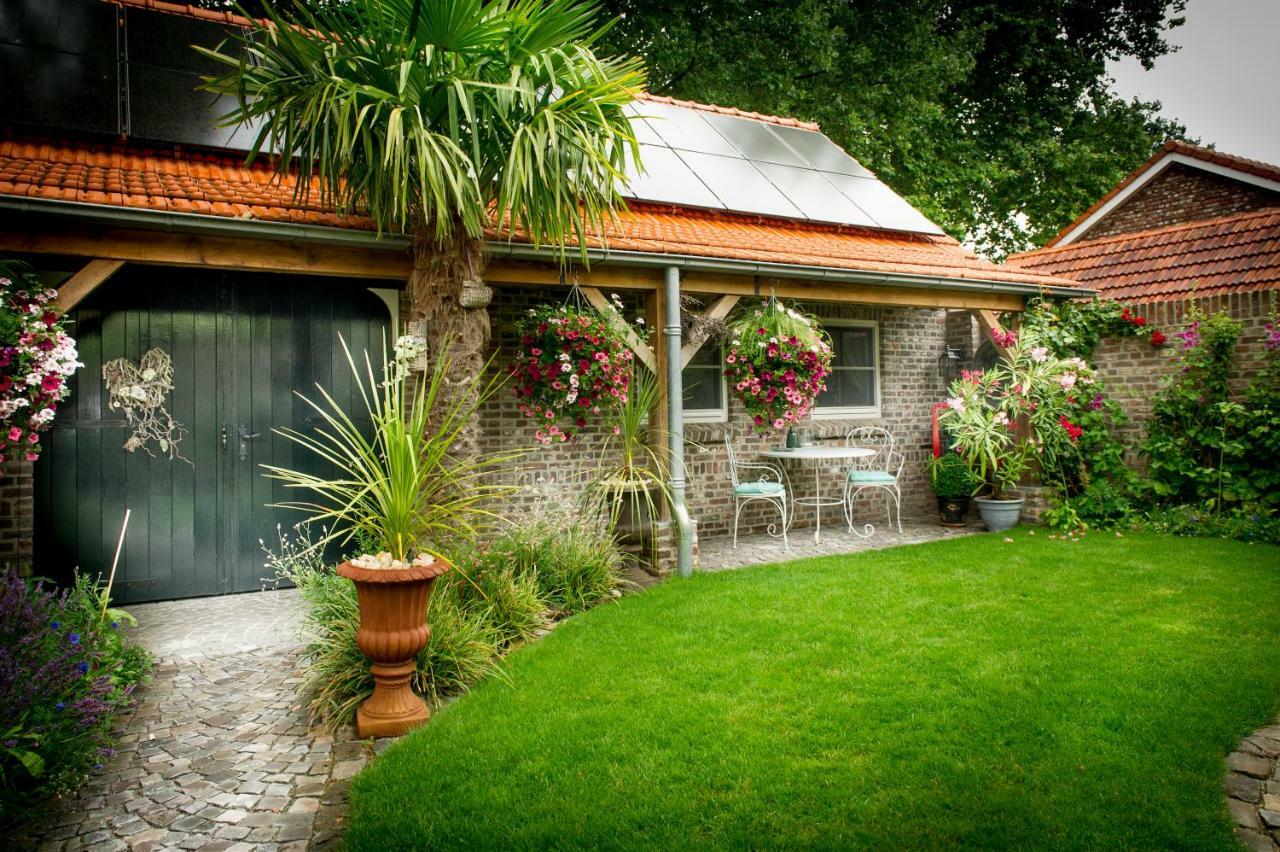 Bed And Breakfast Piekoo Belloo Weert Ngoại thất bức ảnh