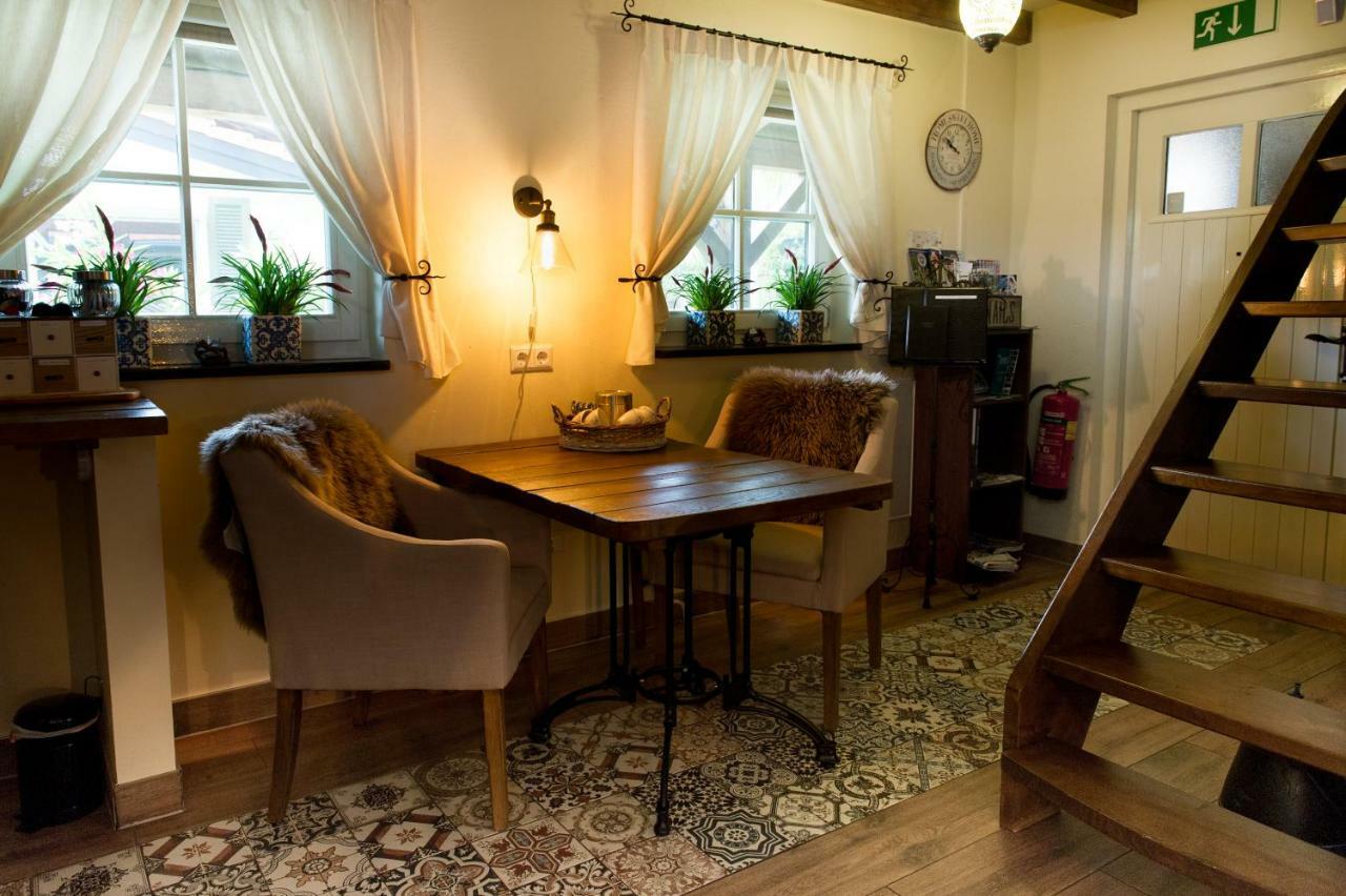Bed And Breakfast Piekoo Belloo Weert Ngoại thất bức ảnh